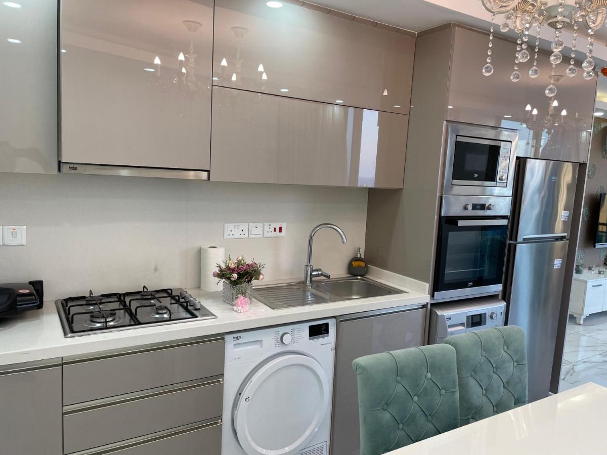 Elegant 2+1 Flat In The Heart Of Kyrenia + Wifi Apartment Exterior photo