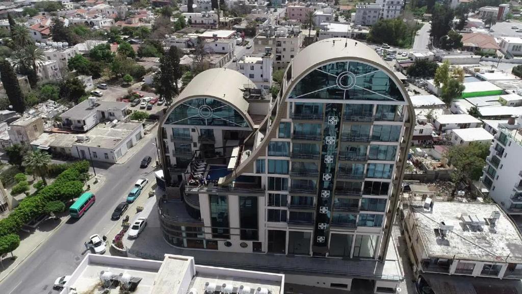 Elegant 2+1 Flat In The Heart Of Kyrenia + Wifi Apartment Exterior photo