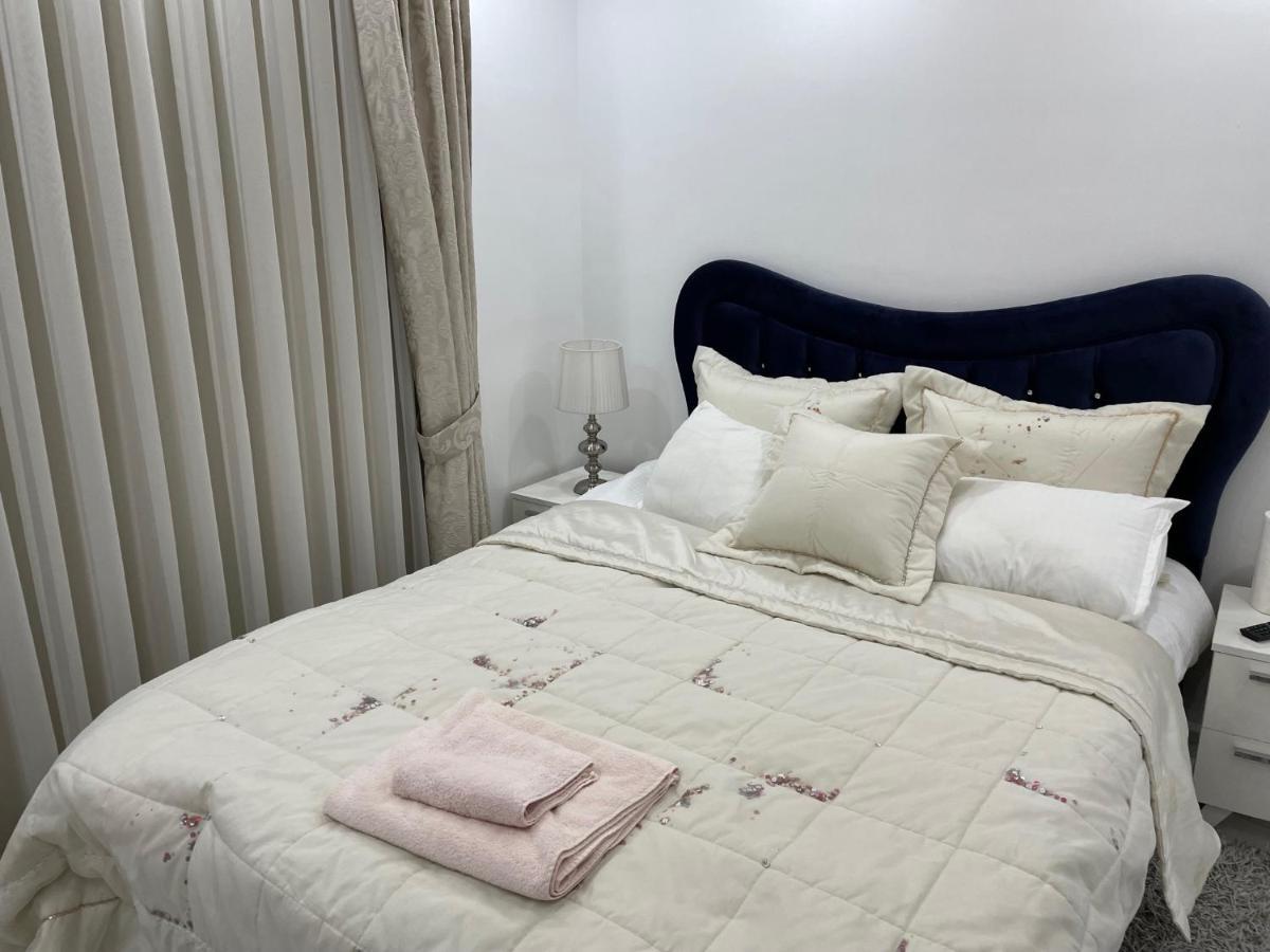 Elegant 2+1 Flat In The Heart Of Kyrenia + Wifi Apartment Exterior photo